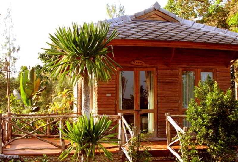Sai Ngam Beach Resort Pathio Buitenkant foto
